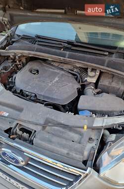 Минивэн Ford Galaxy 2011 в 