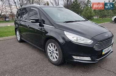 Минивэн Ford Galaxy 2015 в 