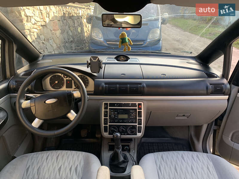 Мінівен Ford Galaxy 2000 в Львові