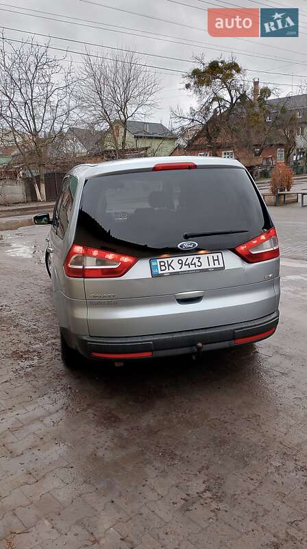 Минивэн Ford Galaxy 2010 в Ровно