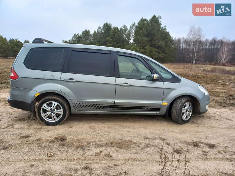 Минивэн Ford Galaxy 2008 в Малине
