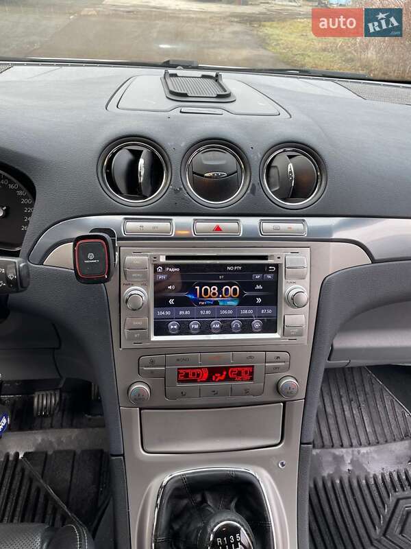 Мінівен Ford Galaxy 2006 в Покрові