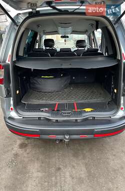 Минивэн Ford Galaxy 2006 в 