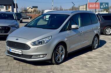 Минивэн Ford Galaxy 2019 в 