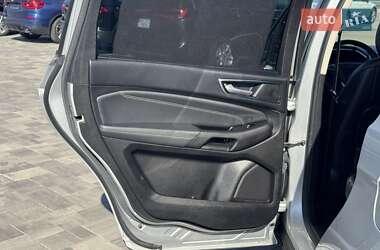 Минивэн Ford Galaxy 2019 в 