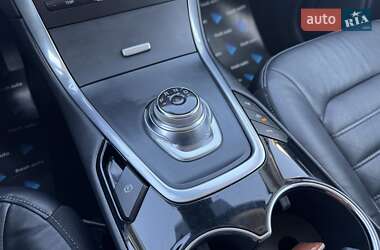 Минивэн Ford Galaxy 2019 в 