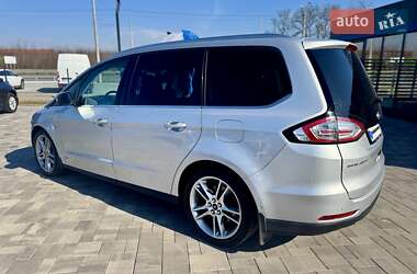 Минивэн Ford Galaxy 2019 в 