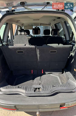 Минивэн Ford Galaxy 2010 в 