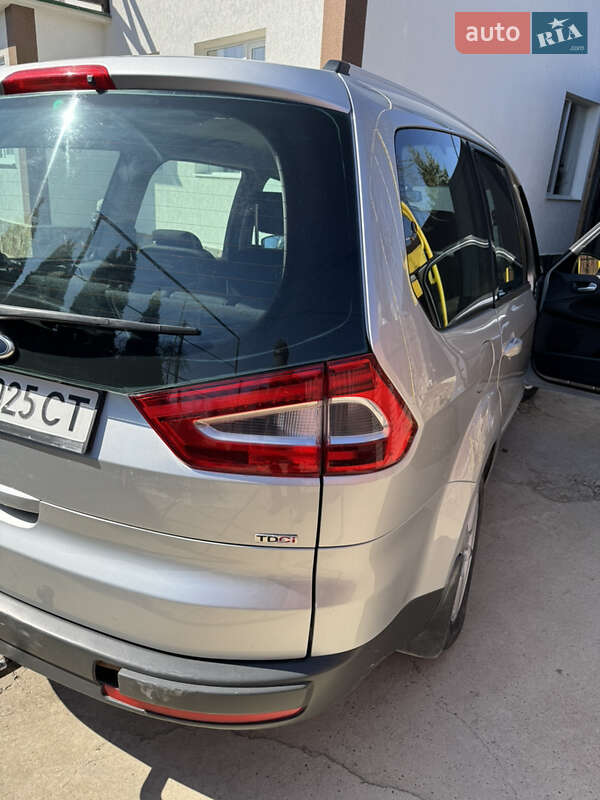 Минивэн Ford Galaxy 2010 в Каменец-Подольском