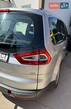 Минивэн Ford Galaxy 2010 в 