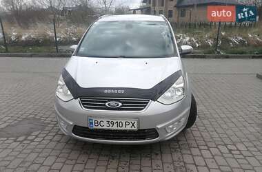 Минивэн Ford Galaxy 2012 в 