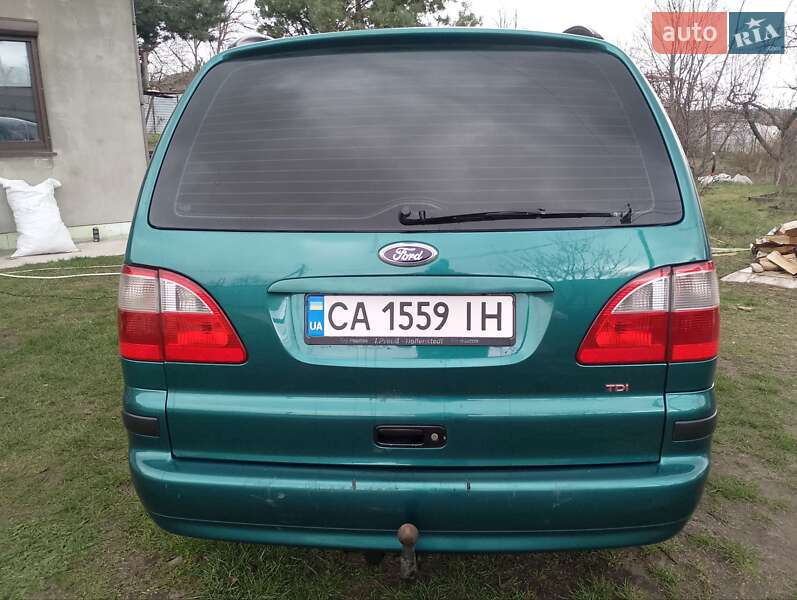 Минивэн Ford Galaxy 2001 в Киеве