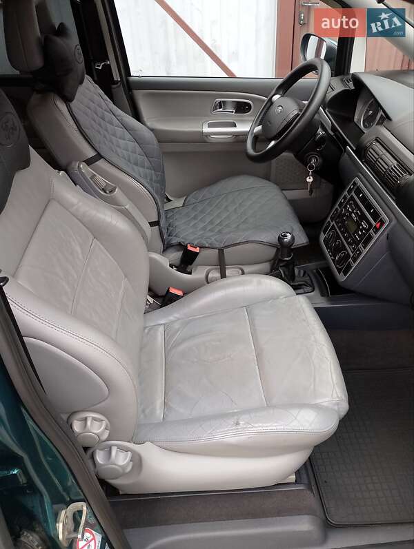 Минивэн Ford Galaxy 2001 в Киеве