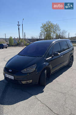 Минивэн Ford Galaxy 2009 в 