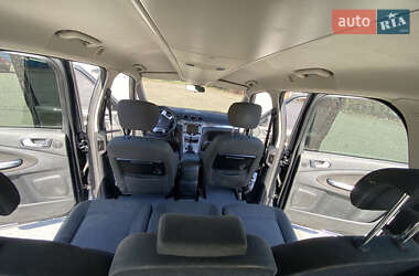 Минивэн Ford Galaxy 2009 в 