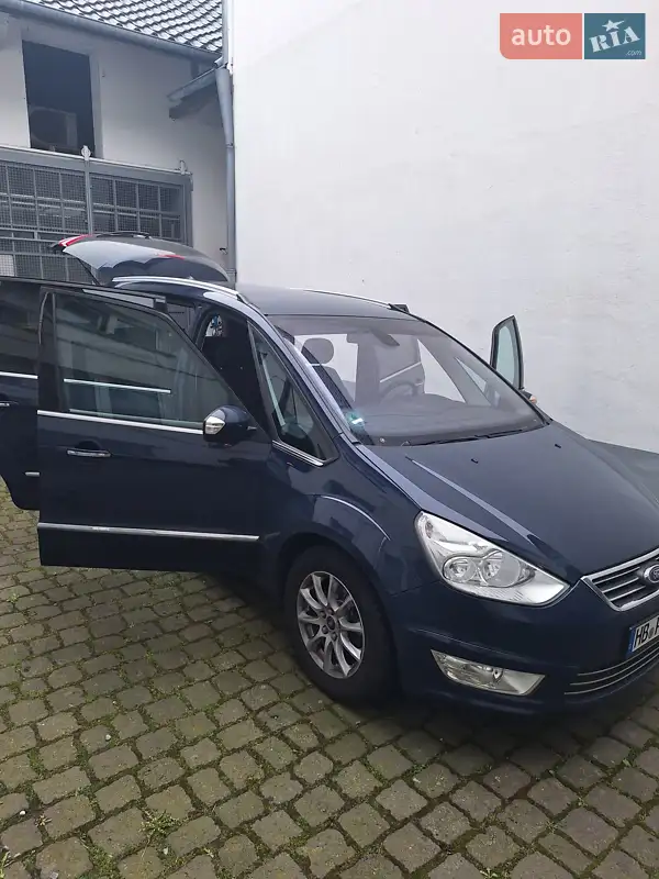 Ford Galaxy 2012