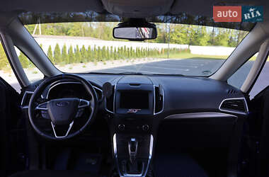 Минивэн Ford Galaxy 2015 в 