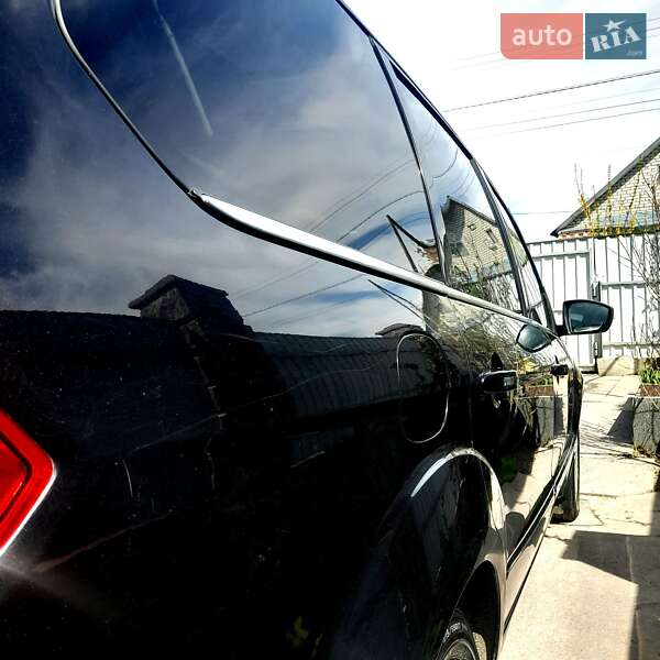 Минивэн Ford Galaxy 2011 в Житомире