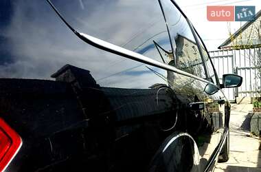 Минивэн Ford Galaxy 2011 в 