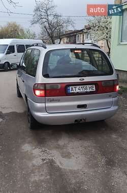Минивэн Ford Galaxy 2000 в 