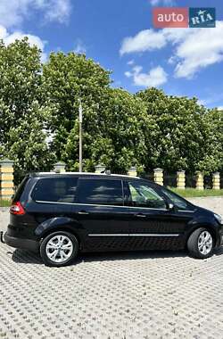 Минивэн Ford Galaxy 2013 в 