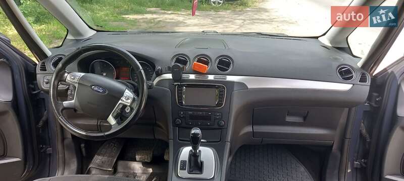 Минивэн Ford Galaxy 2013 в Измаиле
