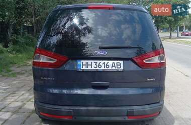 Минивэн Ford Galaxy 2013 в 
