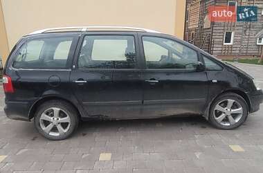 Минивэн Ford Galaxy 2004 в 