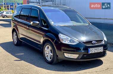 Минивэн Ford Galaxy 2009 в 