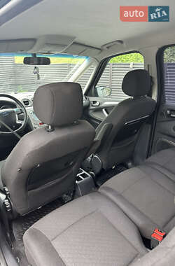 Минивэн Ford Galaxy 2008 в 