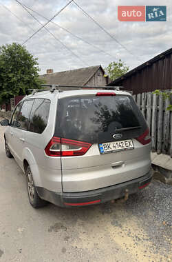 Минивэн Ford Galaxy 2011 в 