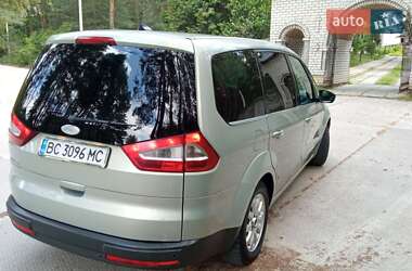 Минивэн Ford Galaxy 2008 в 