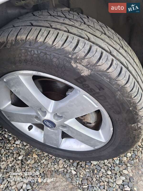 Мінівен Ford Galaxy 2010 в Чернівцях