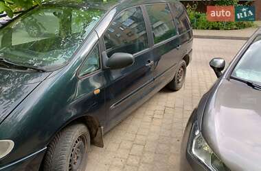 Минивэн Ford Galaxy 1996 в 