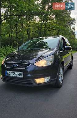 Минивэн Ford Galaxy 2007 в 