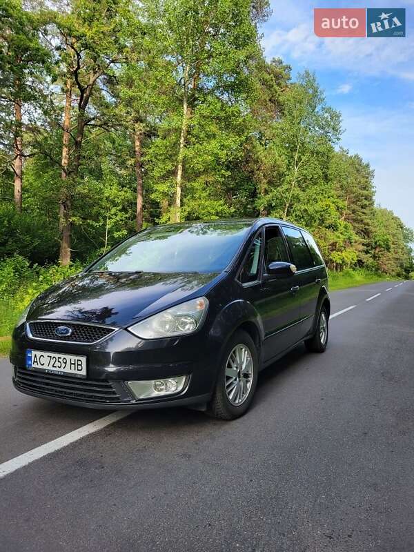 Минивэн Ford Galaxy 2007 в Киверцах
