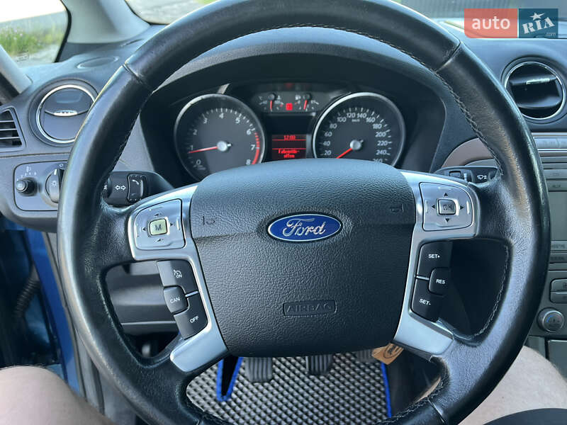 Минивэн Ford Galaxy 2006 в Любомле