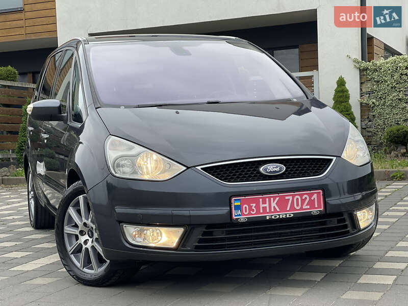 Минивэн Ford Galaxy 2010 в Стрые