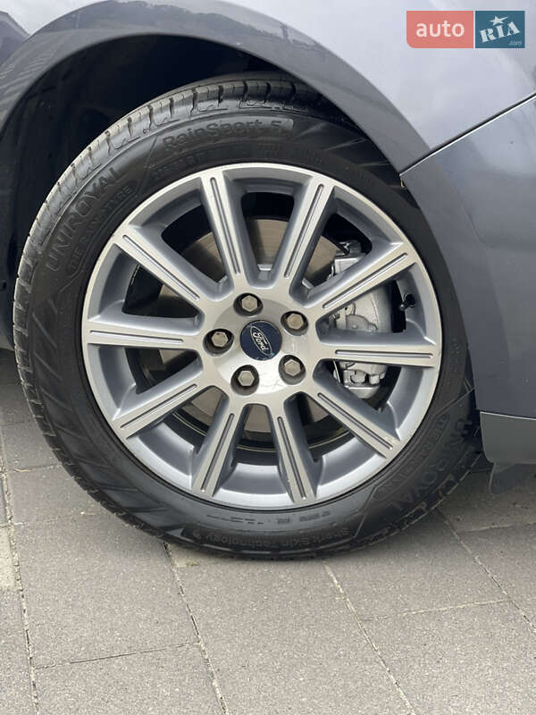 Минивэн Ford Galaxy 2010 в Стрые
