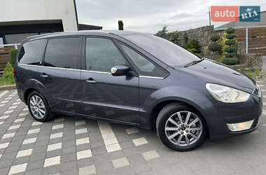 Минивэн Ford Galaxy 2010 в 