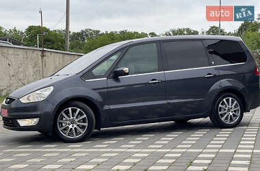Минивэн Ford Galaxy 2010 в 
