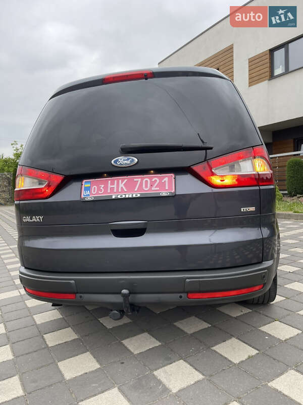 Минивэн Ford Galaxy 2010 в Стрые