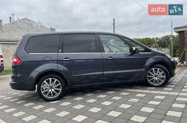 Минивэн Ford Galaxy 2010 в 