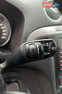 Мінівен Ford Galaxy 2014 в 