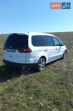 Минивэн Ford Galaxy 2013 в 