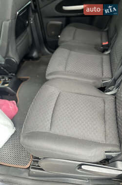 Минивэн Ford Galaxy 2007 в 