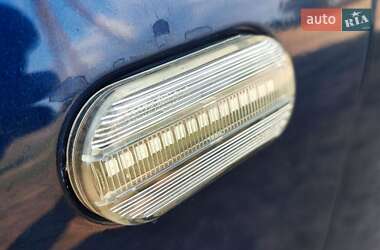 Мінівен Ford Galaxy 2000 в 