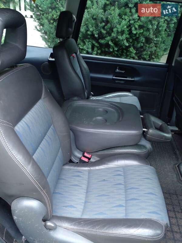 Минивэн Ford Galaxy 2002 в Луцке