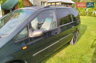 Минивэн Ford Galaxy 1997 в 