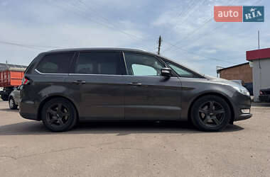 Минивэн Ford Galaxy 2015 в 